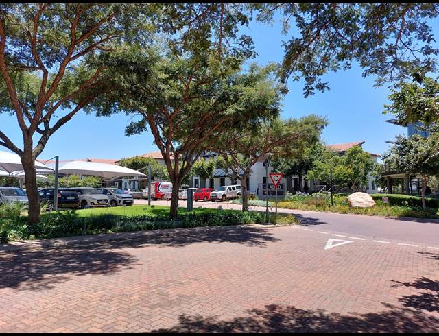 157M² OFFICE TO LET IN GREENSTONE HILL
